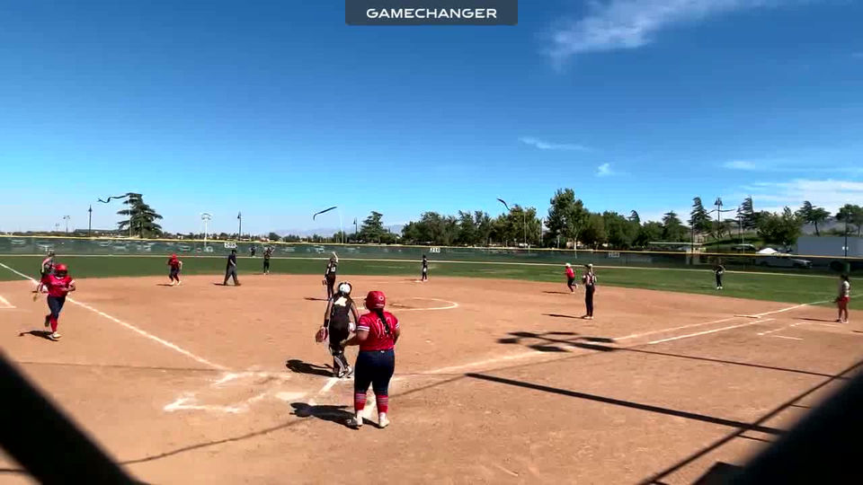 Emma Lakey (2026) Double @ Reapers Softball 18U